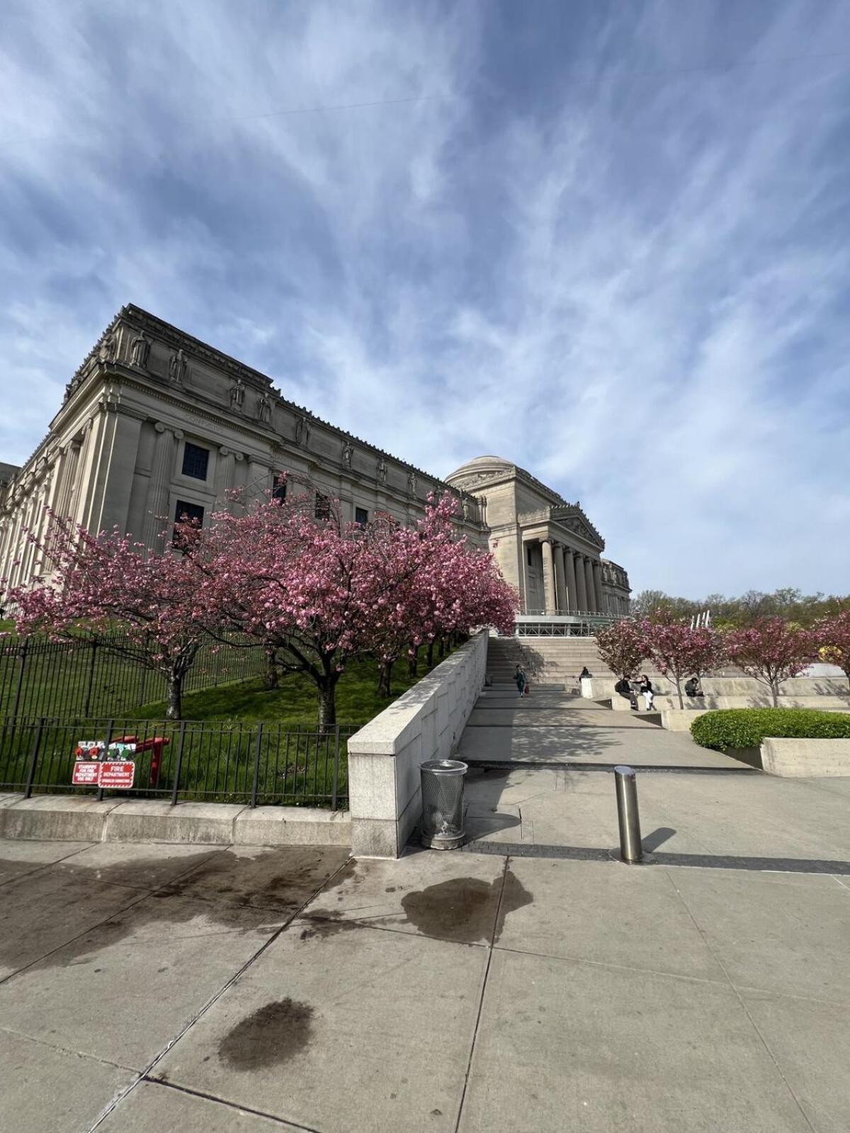 Share This Historic Brownstone With The Host! Hotel New York Exterior photo